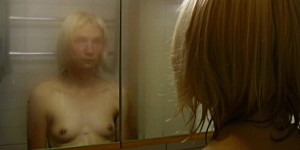 Elina-Brotherus,-Miroir,-2001,-video-still.-Courtesy-gb-agency,-Paris Elina-Brotherus,-Miroir,-2001,-video-still.-Courtesy-gb-agency,-Paris